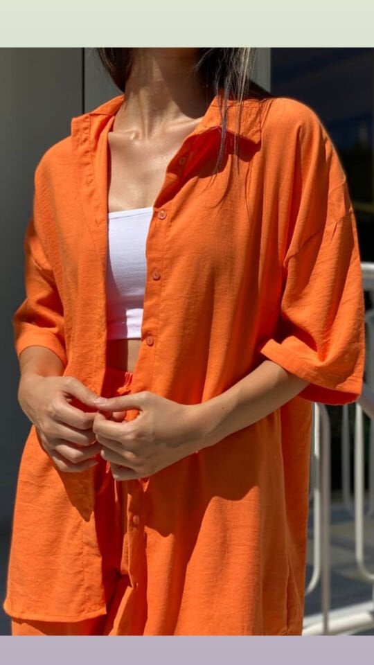 Şortlu ikili takım