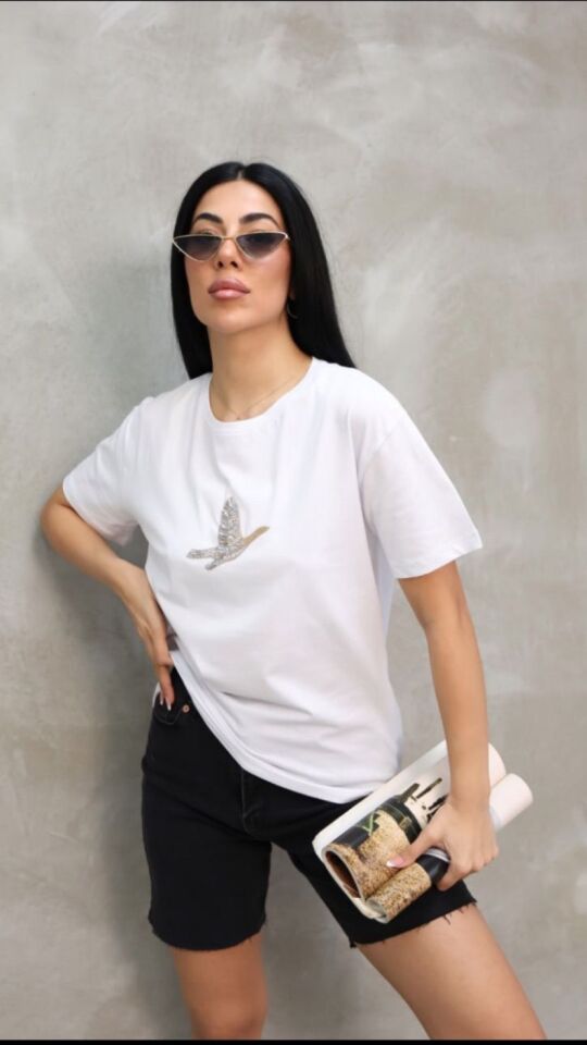BEYMEN CLUB LOGOLU TAŞ DETAYLI T-SHIRT